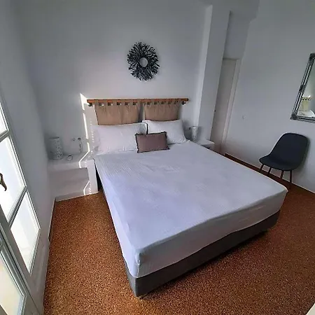 Hotel Flora & 3*